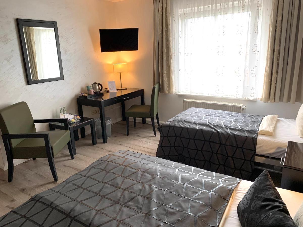 Boutique Hotel Goldene Henne Вольфсбург Екстер'єр фото